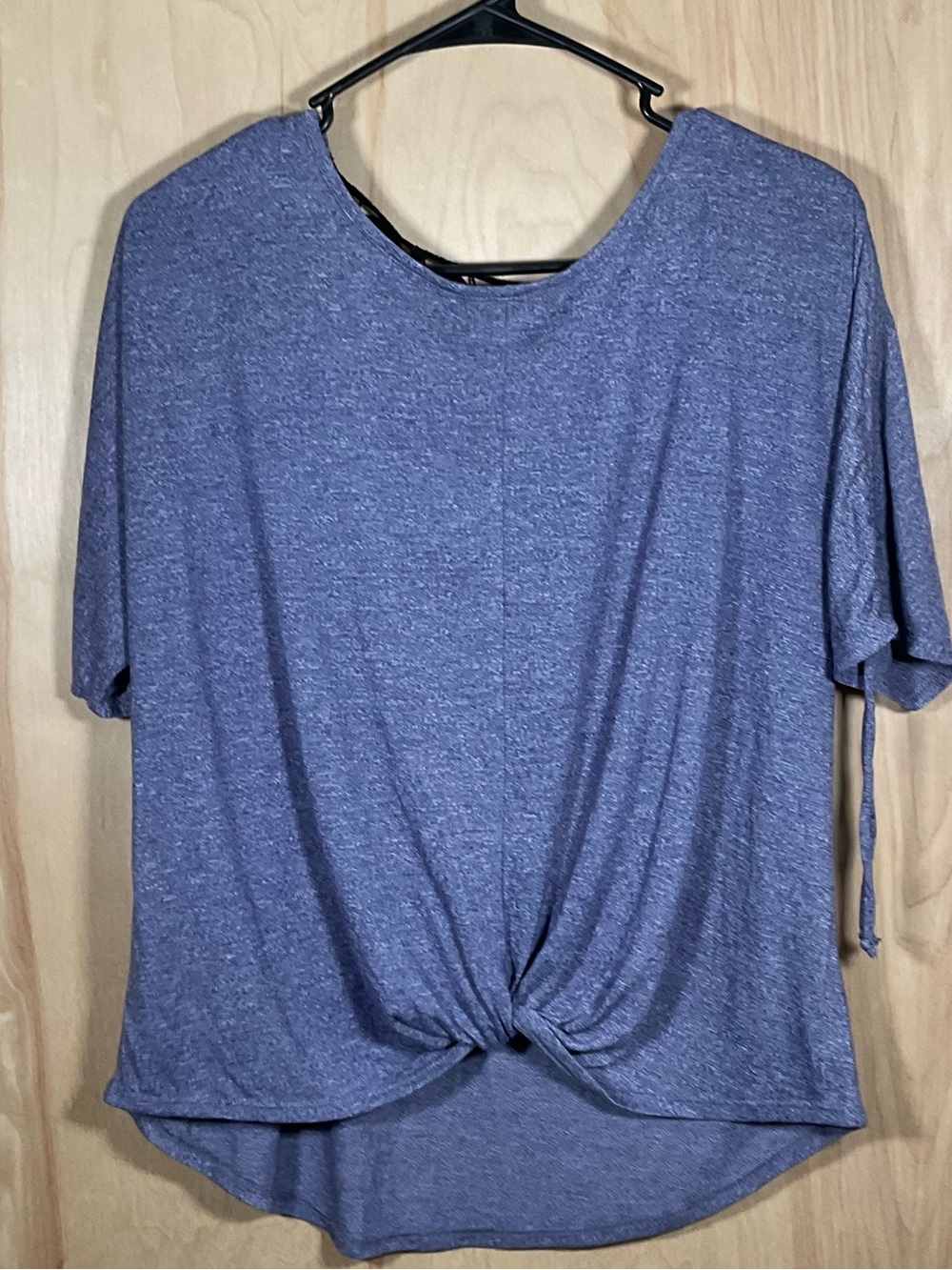 A. Byer short Sleeve twist-Front Heathered top Blouse - EUC